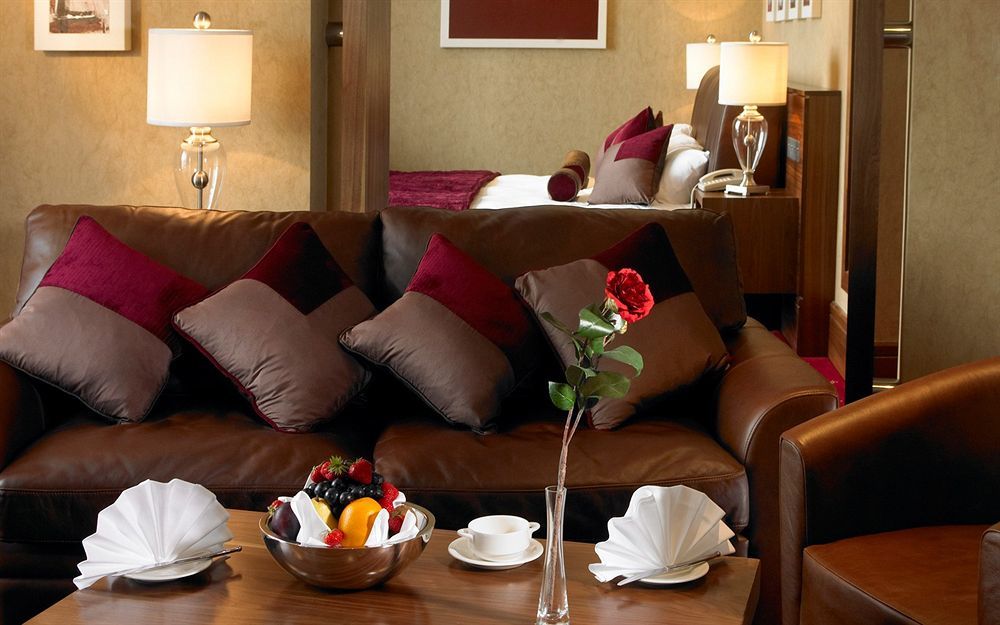 Tullamore Court Hotel Екстер'єр фото
